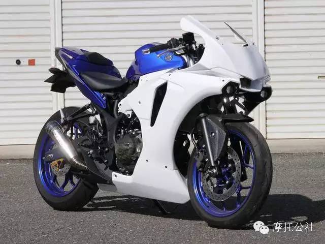 「山寨」版r1橫空出世:雅馬哈yzf-r3/r25秒變r1